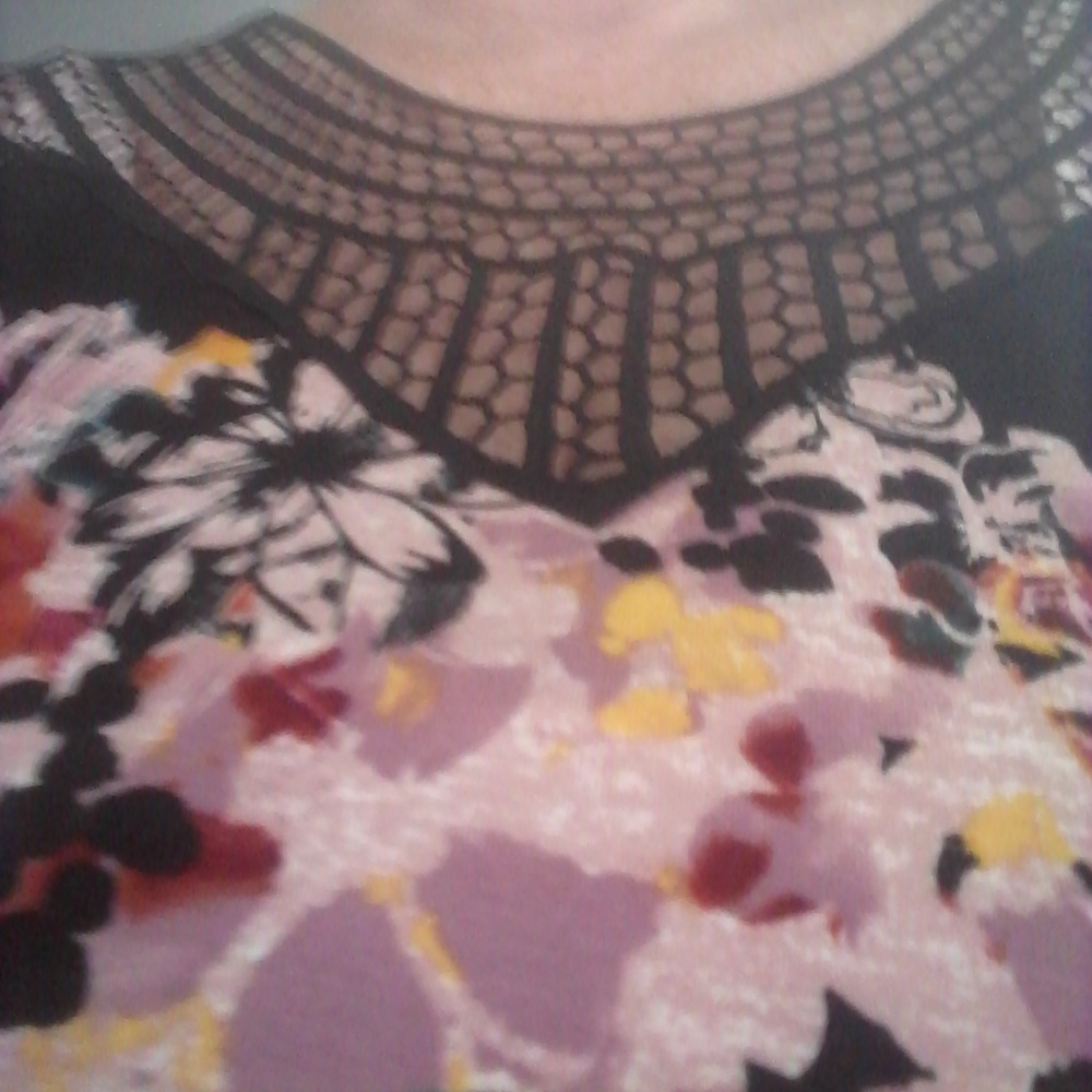 blouse.